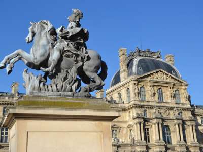 Louvre Museum