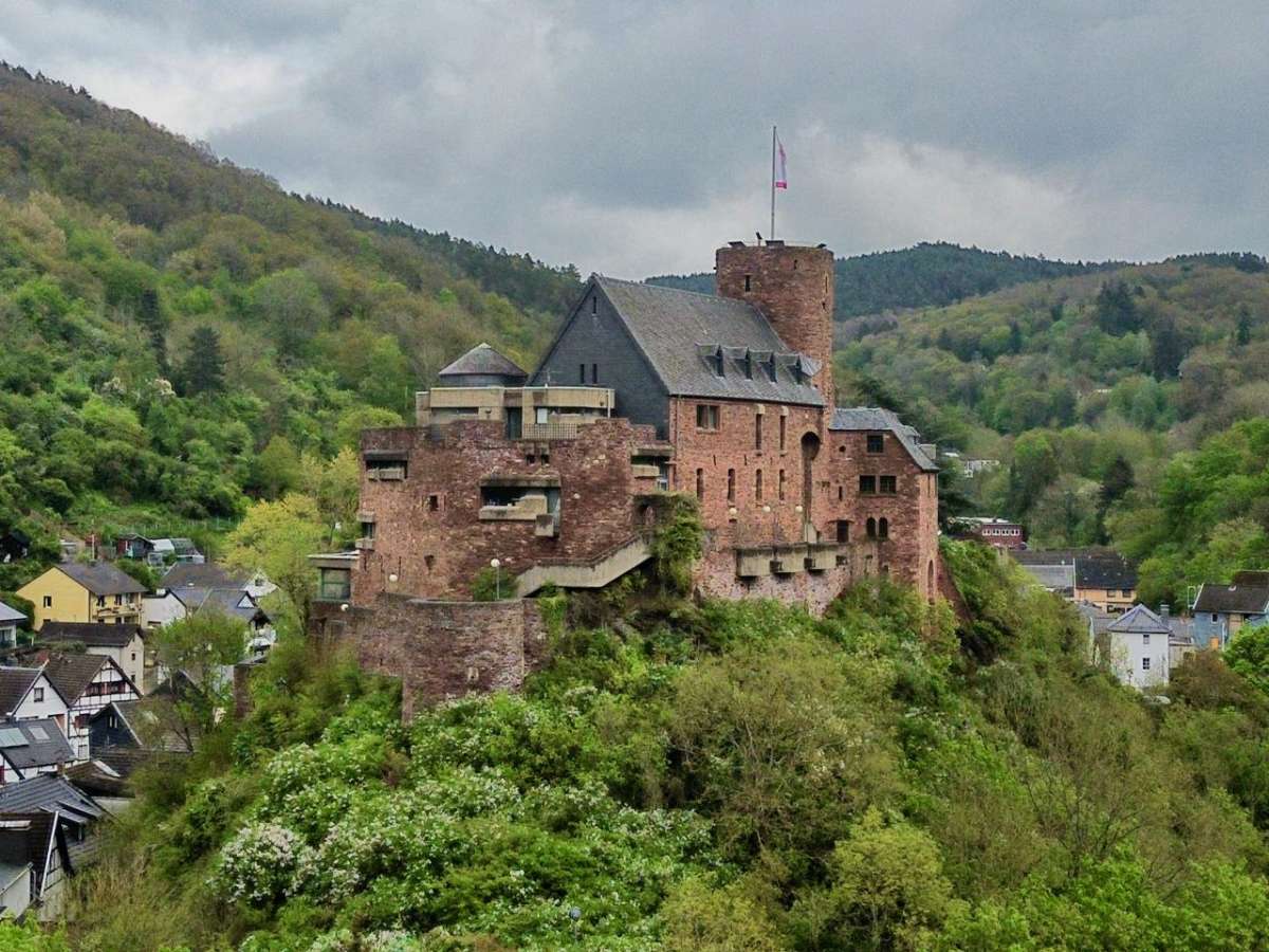 Burg Hengebach